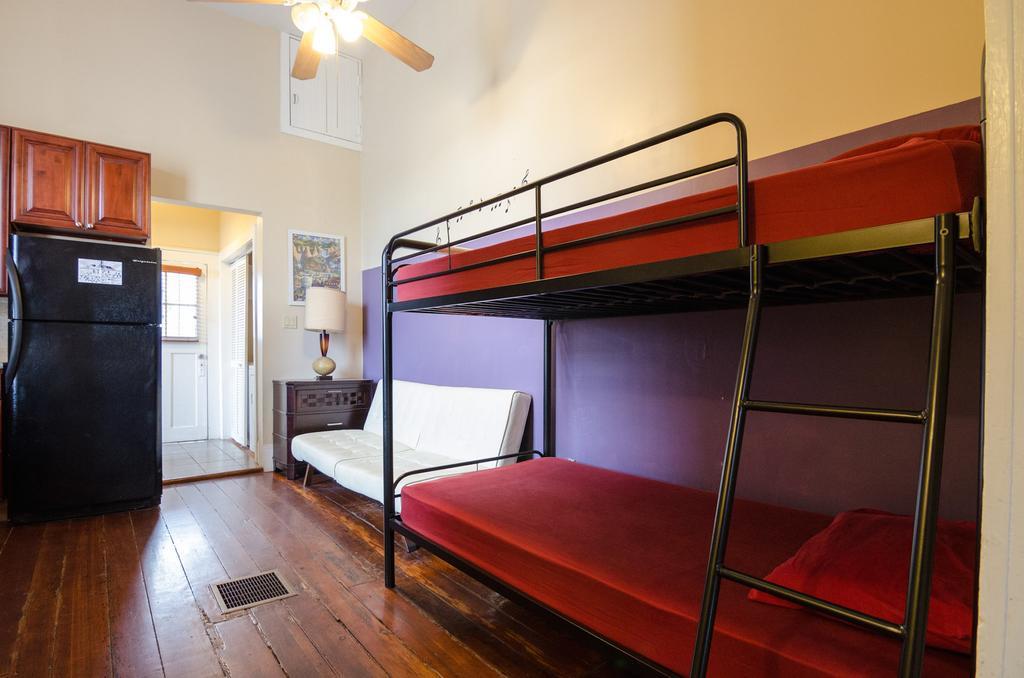 The Atlas House Pansiyon New Orleans Oda fotoğraf